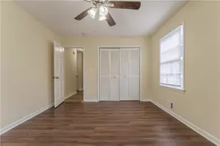 2067 Tanglewood Dr, Snellville, GA 30078 - Photo 15