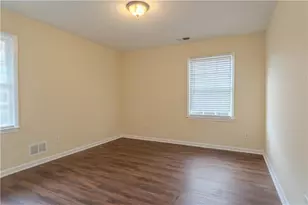 2067 Tanglewood Dr, Snellville, GA 30078 - Photo 19