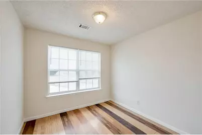 950 Parkway Road, Union City, GA 30291 - Photo 11