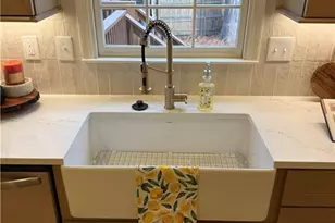 4621 Ellisbury Dr, Atlanta, GA 30338 - Photo 9