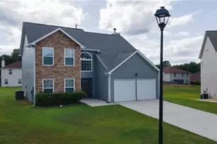 833 Oakview Trace, Atlanta, GA 30349 - Photo 1