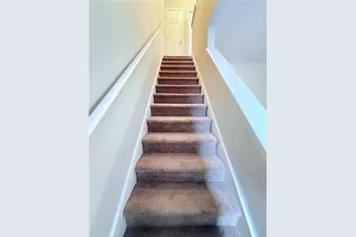 4018 Hidden Hollow Terrace #B, Gainesville, GA 30506 - Photo 5