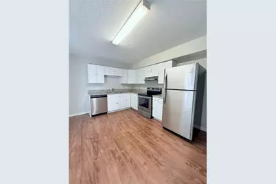 4018 Hidden Hollow Terrace #B, Gainesville, GA 30506 - Photo 3