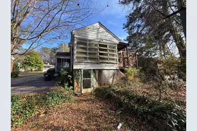 2169 Delowe Drive, Atlanta, GA 30344 - Photo 43