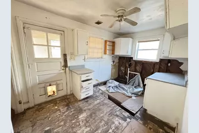 2169 Delowe Drive, Atlanta, GA 30344 - Photo 9