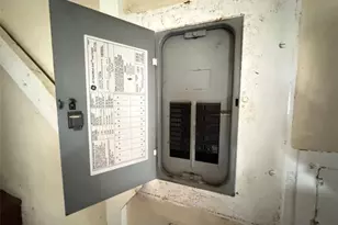 2169 Delowe Dr, Atlanta, GA 30344 - Photo 57