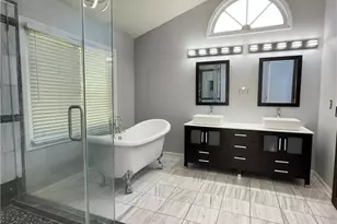 1251 Green Oak Circle, Lawrenceville, GA 30043 - Photo 17