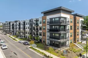 1400 Laurel Crossing Pkwy, Buford, GA 30519 - Photo 17