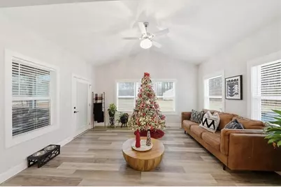 3497 Tiffany Cove Drive, Loganville, GA 30052 - Photo 15