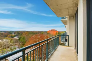 3040 Peachtree Rd NW, Atlanta, GA 30305 - Photo 21