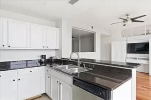 3040 Peachtree Rd NW, Atlanta, GA 30305 - Photo 13