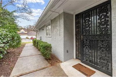 1486 Briaroaks Trail NE, Atlanta, GA 30329 - Photo 3