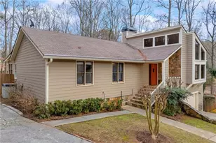 6302 Valley Stream Dr, Cumming, GA 30040 - Photo 3