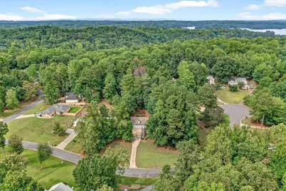 8635 Sapphire Lane, Gainesville, GA 30506 - Photo 47