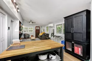 677 Holmes St NW, Atlanta, GA 30318 - Photo 9