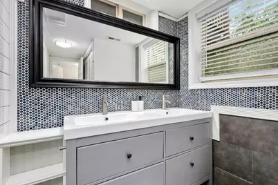 677 Holmes Street NW, Atlanta, GA 30318 - Photo 23