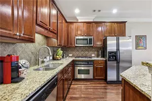 305 Le Gran Bend, Atlanta, GA 30328 - Photo 7