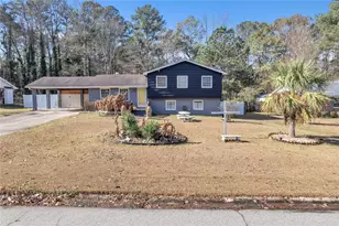 7425 Grayson Dr, Riverdale, GA 30296 - Photo 1