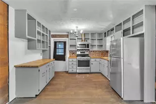 7425 Grayson Dr, Riverdale, GA 30296 - Photo 9