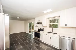 5726 Southwick Ct SW, Atlanta, GA 30349 - Photo 15