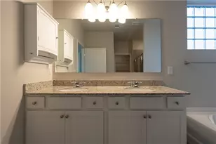 6872 Lake Overlook Ln, Flowery Branch, GA 30542 - Photo 29