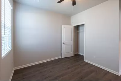 6872 Lake Overlook Lane, Flowery Branch, GA 30542 - Photo 11