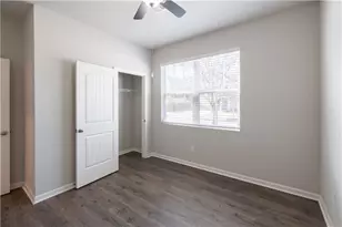 6872 Lake Overlook Ln, Flowery Branch, GA 30542 - Photo 7