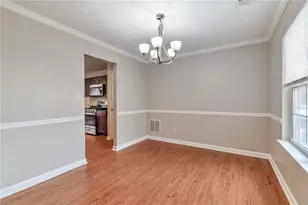 2539 Willow Way Dr, Lithonia, GA 30058 - Photo 9