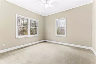 1394 Maple Dr, Lilburn, GA 30047 - Photo 19