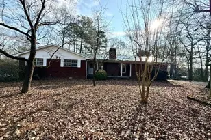 408 Peters St, Calhoun, GA 30701 - Photo 1