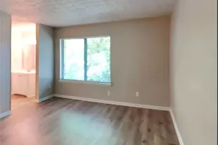 8602 Creekwood Way, Jonesboro, GA 30238 - Photo 5