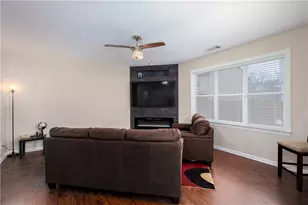 1545 Reel Lake Dr, Atlanta, GA 30331 - Photo 9