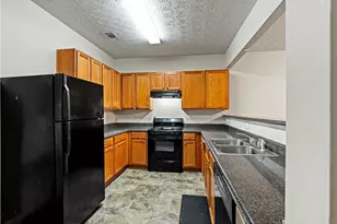 2523 Walden Lake Dr, Decatur, GA 30035 - Photo 7