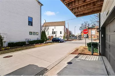 2054 Rockledge Road NE, Atlanta, GA 30324 - Photo 33