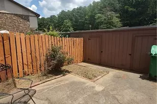 615 Garden Walk Dr, Stone Mountain, GA 30083 - Photo 15