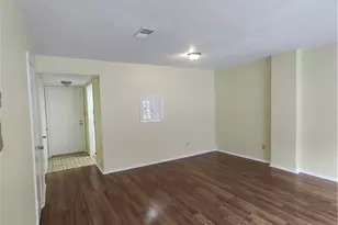 615 Garden Walk Dr, Stone Mountain, GA 30083 - Photo 3