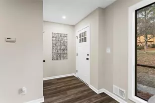 480 Pineburr Ln, Stone Mountain, GA 30087 - Photo 7