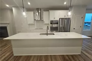 2859 Beacon Bend Crossing, Lawrenceville, GA 30043 - Photo 3