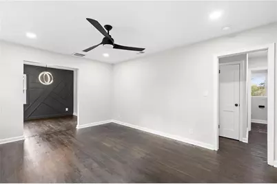 2533 Plantation Drive, East Point, GA 30344 - Photo 13