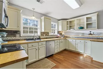 4766 McKee Court SW, Mableton, GA 30126 - Photo 9