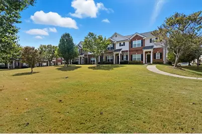 2818 Village Trace, Atlanta, GA 30344 - Photo 5