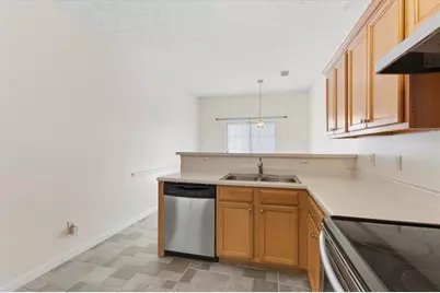 2818 Village Trace, Atlanta, GA 30344 - Photo 11