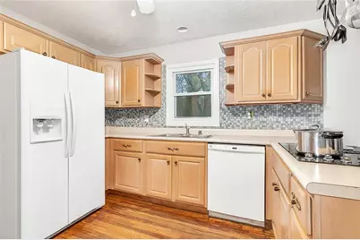 2305 Eastgate Drive, Snellville, GA 30078 - Photo 9