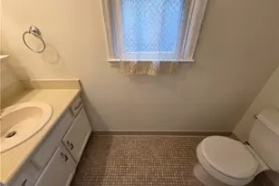 8 Old Decatur Cir, Decatur, GA 30030 - Photo 13