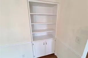 8 Old Decatur Cir, Decatur, GA 30030 - Photo 13