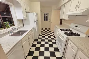 8 Old Decatur Cir, Decatur, GA 30030 - Photo 7