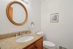 2419 Kings Point Dr, Dunwoody, GA 30338 - Photo 19