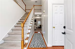 615 Overhill Dr, Woodstock, GA 30189 - Photo 3