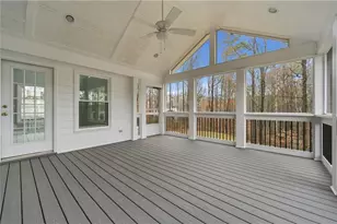 3334 Trails End Rd NE, Roswell, GA 30075 - Photo 17