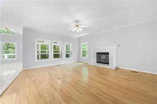 3334 Trails End Rd NE, Roswell, GA 30075 - Photo 7